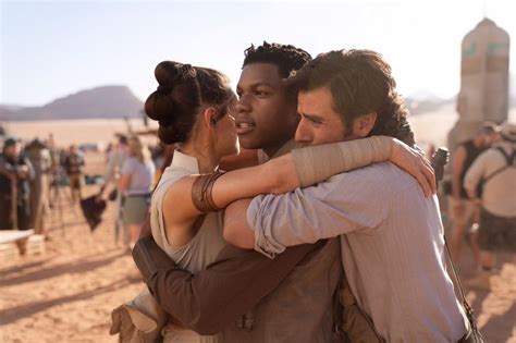 Star Wars Episode IX: J.J. Abrams announces end of shoot with emotional ...