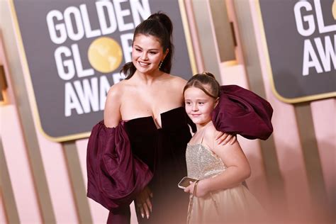 Selena Gomez Brought Her Little Sister Gracie to the Golden Globes—See ...