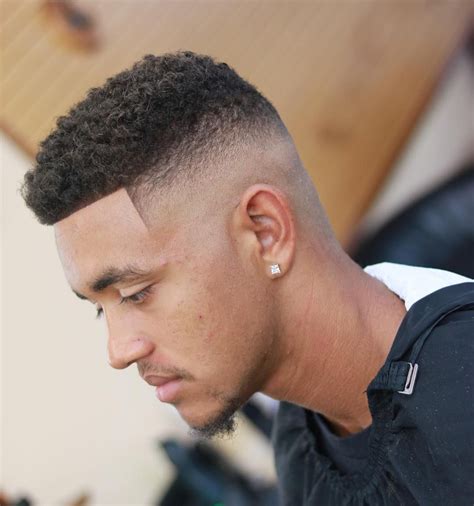 Skin Fade Haircuts For Black Men: The Ultimate Guide