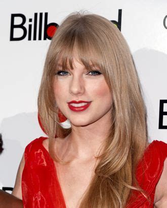 Taylor Swift Haircut Bangs
