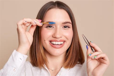 Premium Photo | Beauty tools closeup of smiling woman with professional ...