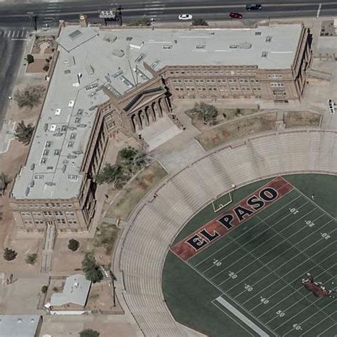 El Paso High School in El Paso, TX (Google Maps)