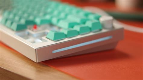GMMK Pro Review: This Keyboard Definitely Shocked Me