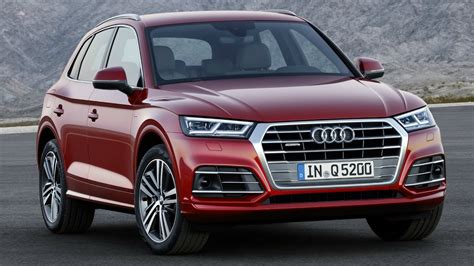 Audi Q5 TFSI Quattro Garnet Red - Drive and Design - YouTube