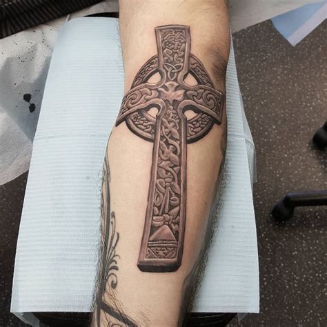 85+ Celtic Cross Tattoo Designs&Meanings - Characteristic Symbol (2019)