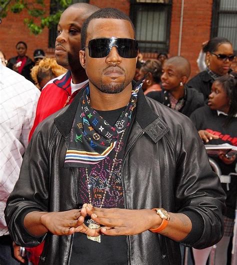 Rarely Seen Photos That Reveal A Different Side To The 2000s | Kanye fashion, Kanye west, Fashion