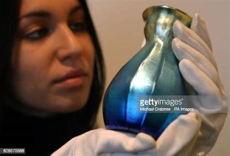 591 Tiffany Glass Stock Photos, High-Res Pictures, and Images - Getty Images