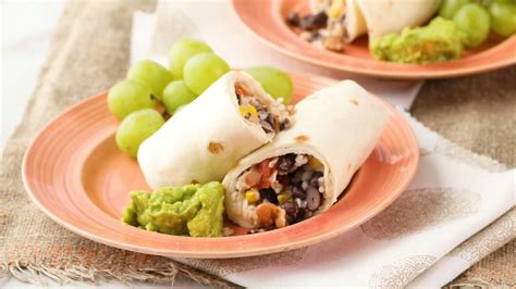 16 Tortilla Wrap Lunch Ideas for a Midday Pick-Me-Up