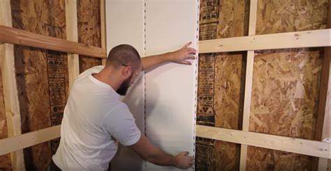 How do you install vinyl wall paneling? - Duramax PVC Panels