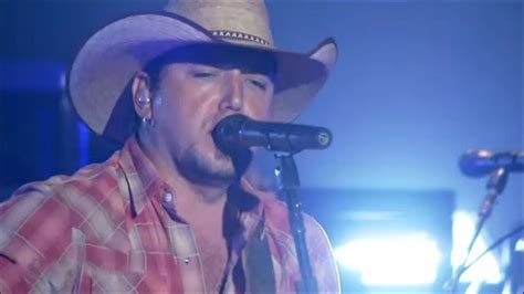 Jason Aldean - My Kinda Party (Walmart Soundcheck Live) - YouTube