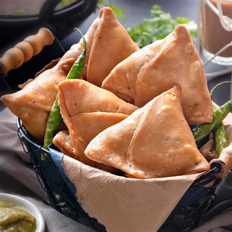 Frozen Samosa 70 Grams – Spiceberry Foods Services Pvt Ltd