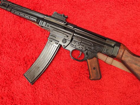 DENIX WW2 REPLICA GERMAN STG 44 SUB MACHINE GUN | JB Military Antiques