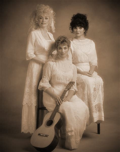 "trio" portrait, Dolly Parton, Emmylou Harris and Linda Ronstadt, 1987 : r/OldSchoolCool