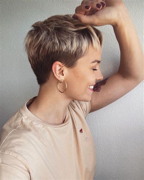 28 Gorgeous Short Pixie Haircuts with Bangs 2024 - T-News