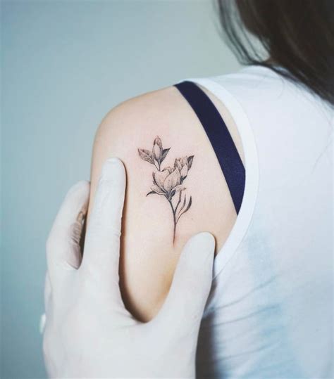 magnolia tree tattoo - Google Search | Magnolia tattoo, Cool tattoos, Beautiful tattoos