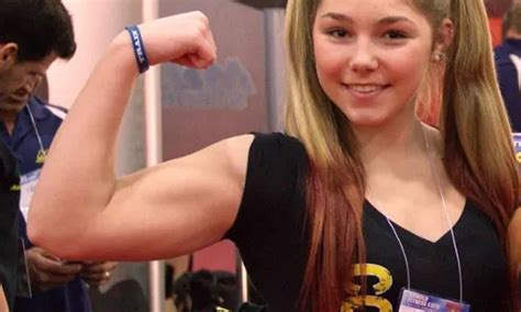 World’s strongest girl who could bench press 320lbs aged 15 & competed in Arnold Classic is ...