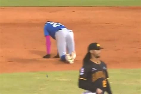 Ronny Mauricio limps off field during Winter League game in Mets injury ...