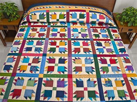 1000+ images about Amish/Mennonite Quilts on Pinterest | Folk art ...