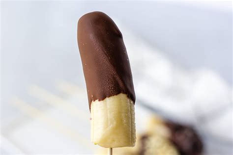 Chocolate Dipped Frozen Bananas | Thai Caliente Dessert Recipes