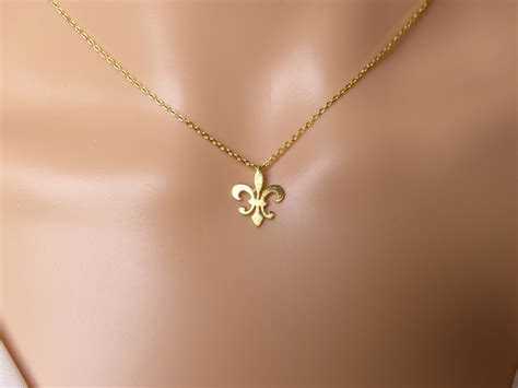 Fleur de lis Necklace gold dainty flour de lis jewelry | Etsy