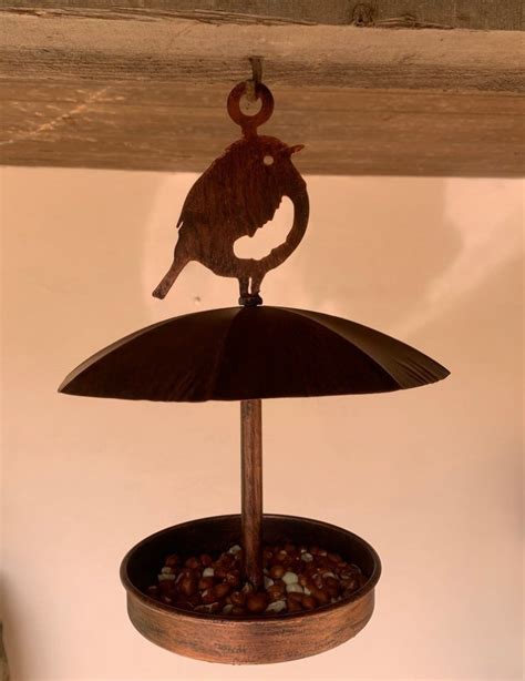 Robin Bird feeder with hood - Ornamental Classics