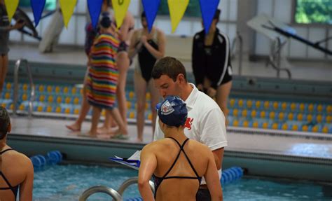 New coaching staff brings swim team new energy – Viator Voice