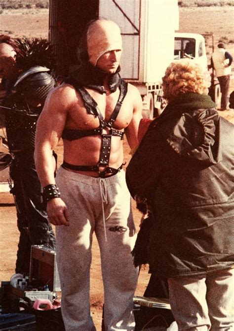 Kjell Nilsson as The Humungus behind the scenes on #MadMax 2 (1981). | Mad max movie, Mad max ...