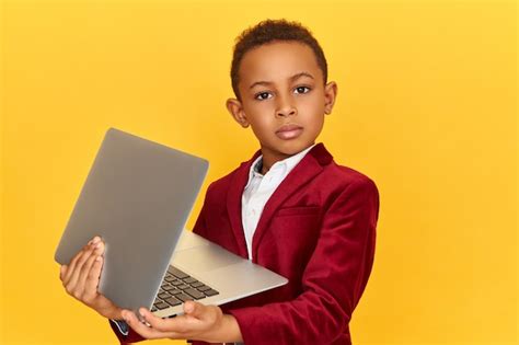 Powerful Child Using Laptop Images - Free Download on Freepik