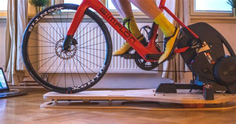 What Is a Cycling Rocker Plate and How It Works?