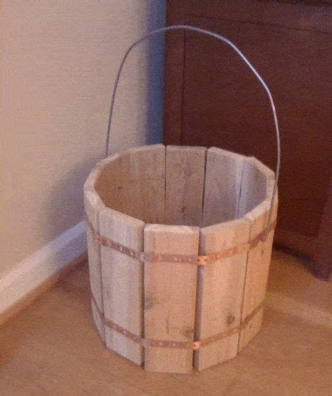 Introduction This wooden bucket is decorative in the sense that it can't be used for some of the ...