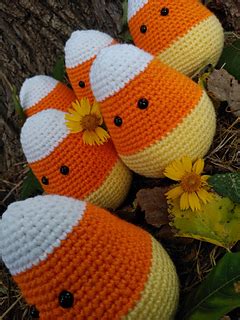 Ravelry: Candy Corn Bowling Set pattern by The Wooly Noggin