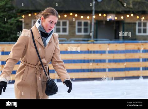 Harrogate ice skating hi-res stock photography and images - Alamy