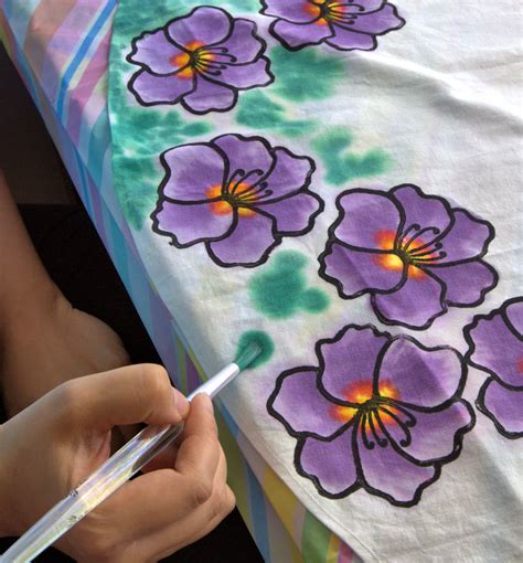 Painting with Dyes on Fabric - Mythic Seam