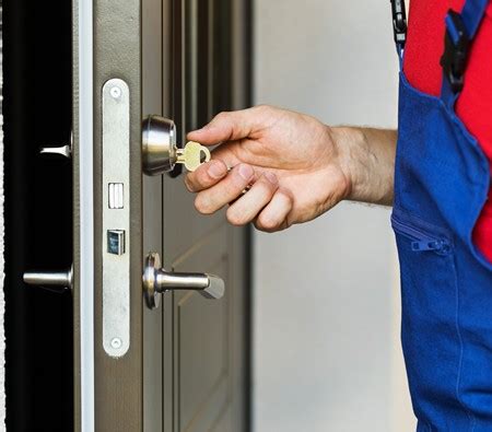 Locksmith in Harlem, NYC - Top Notch Locksmith & Security