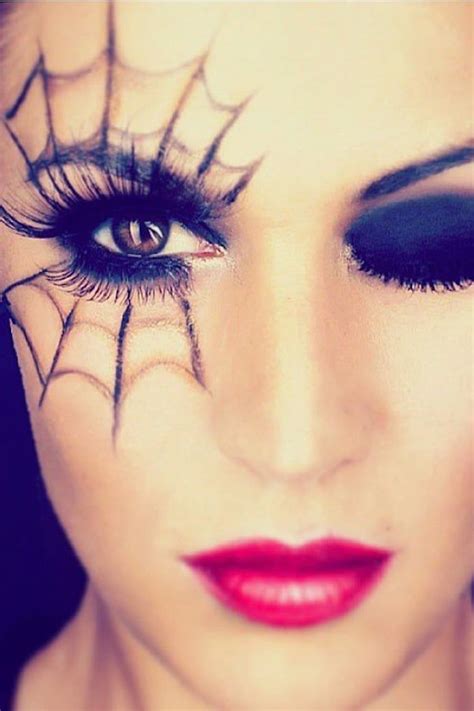 18 Spiderweb-Themed Makeup Ideas That Will Turn Heads on Halloween | Halloween schminken ...