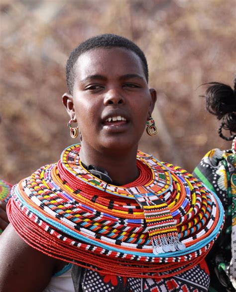 THE SAMBURU PEOPLE: KENYA`S TRADITIONALLY FLAMBOYANT "BUTTERFLY DANCING ...