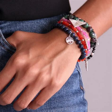 Make Your Red and Black Bracelet Stand Out: Complete Guide