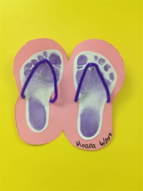 Summer Infant Art Flip Flops