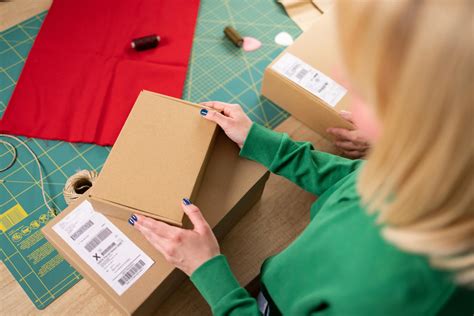 Clothing packaging ideas: Make a lasting impression on customers