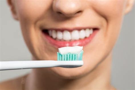 Eric Davis Dental - Hydrogen Peroxide Toothpaste - The Benefits of ...