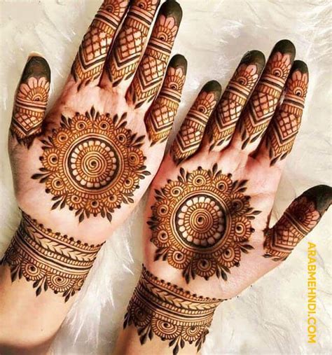 50 Gol Tikki Mehndi Design (Henna Design) - October 2019 | Circle mehndi designs, New mehndi ...