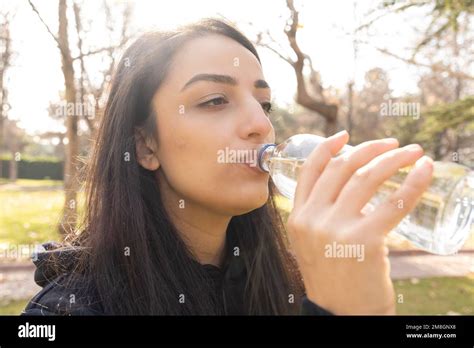 Clean water aqua hi-res stock photography and images - Alamy