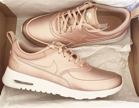 Rose gold nikes | Adidas shoes women, Nike shoes women, Nike free shoes