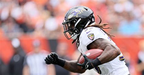 Gus Edwards fantasy advice: Start or sit the Ravens RB in Week 4 fantasy football leagues ...