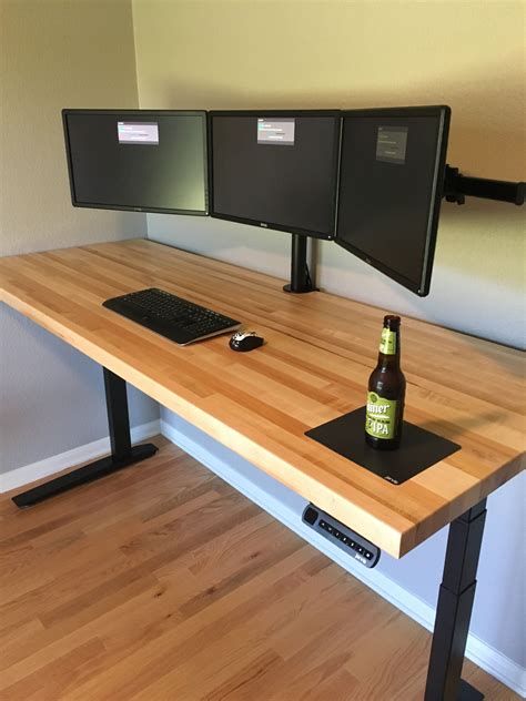 Butcher Block Hydraulic Desk | Diy computer desk, Diy standing desk ...