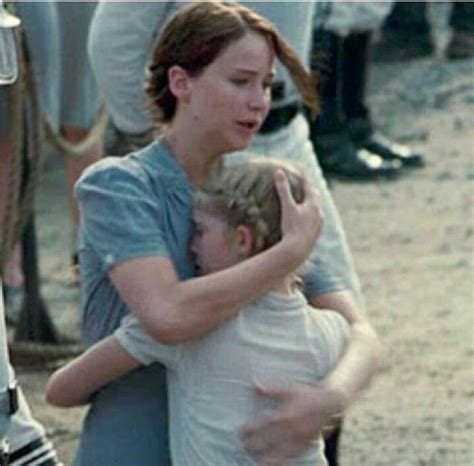 Katniss and Primrose Everdeen, The Hunger Games | Hunger games, Hunger games films, Hunger games ...