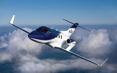 science and tech innovation: Honda’s HondaJet HA-420 Ready To Begin Deliveries In 2015