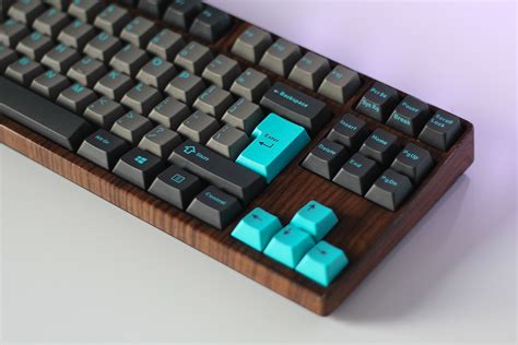 Cyan & Wood (Mechanical Keyboard) : geek