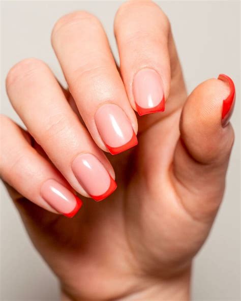 20 Latest Coral Nail Ideas To Try In 2024! - alexie | Coral nails, Coral nails with design ...