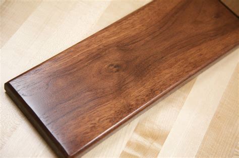 A Finishing Trick for a Dark, Even Color in Walnut Woodworking Projects | Walnut wood projects ...